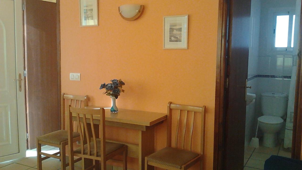 Apartamentos Famara Lloret de Mar Eksteriør bilde