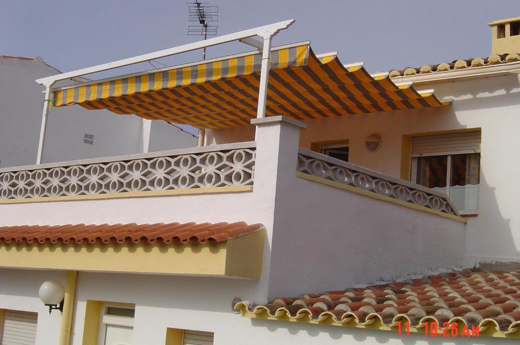 Apartamentos Famara Lloret de Mar Rom bilde