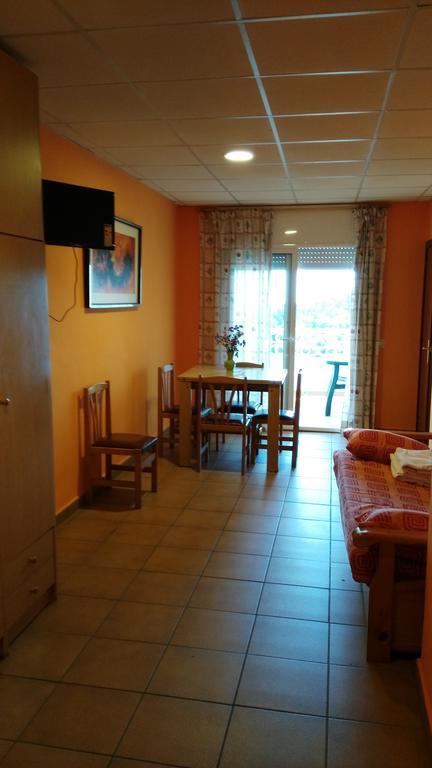 Apartamentos Famara Lloret de Mar Eksteriør bilde