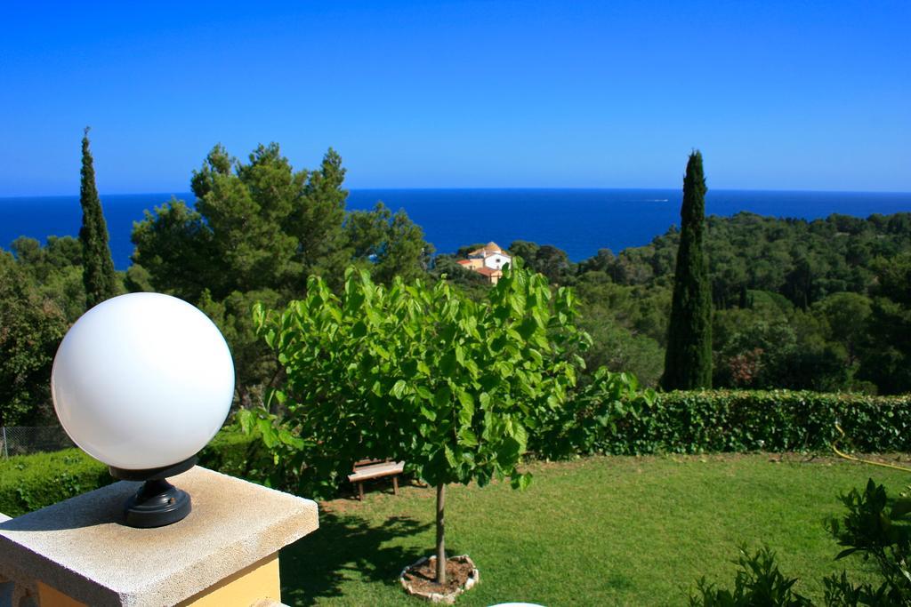 Apartamentos Famara Lloret de Mar Eksteriør bilde