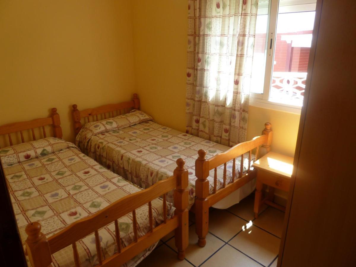 Apartamentos Famara Lloret de Mar Rom bilde